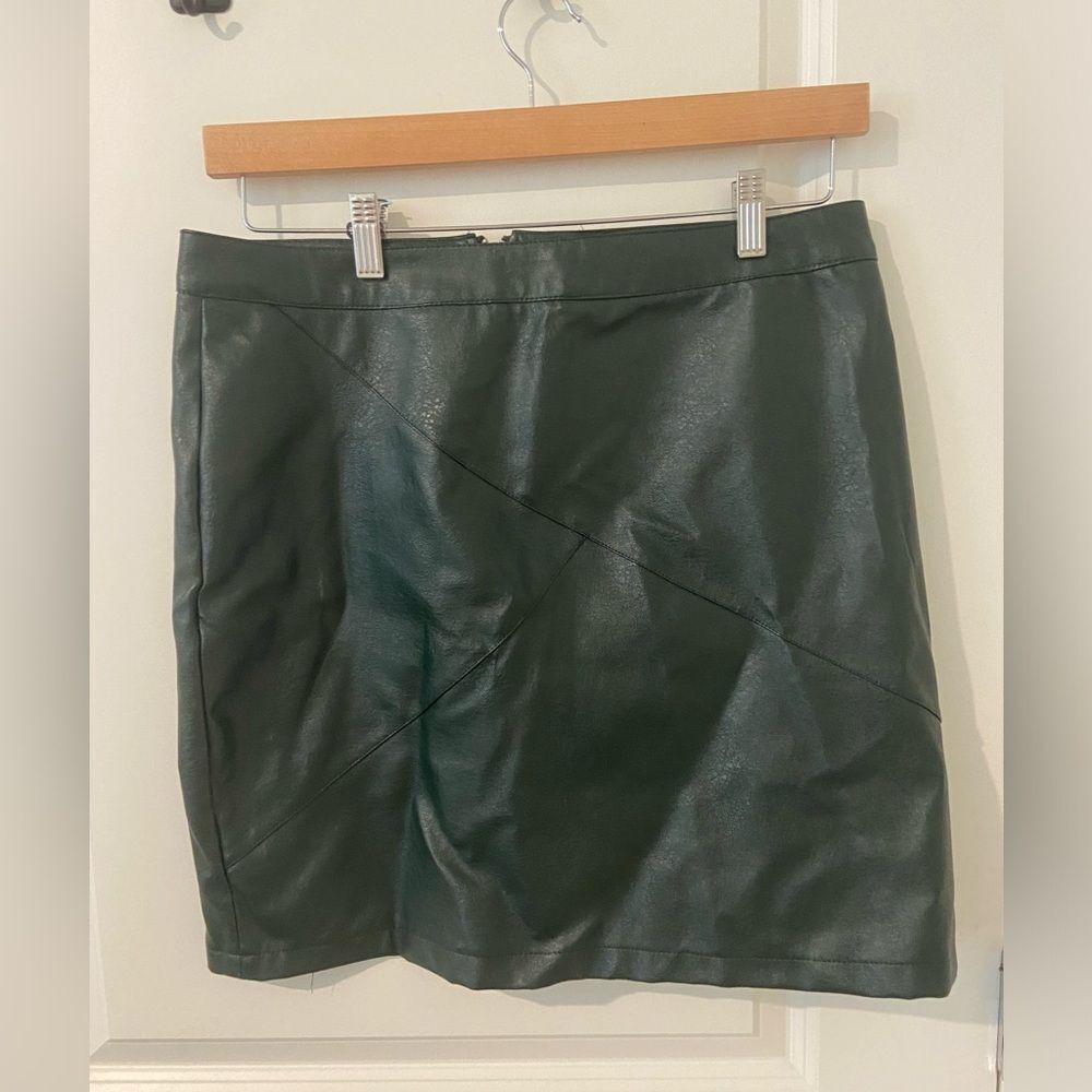 🎉Faux Leather Dark Green Miniskirt